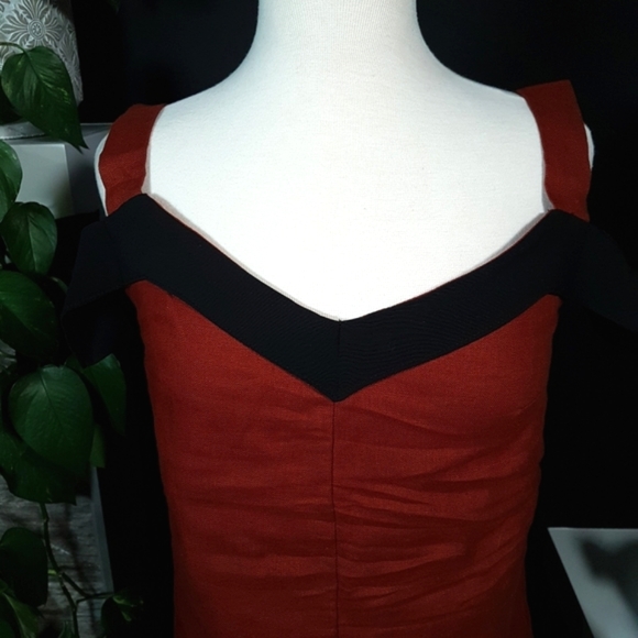 Linen Shift Dress - Picture 3 of 4